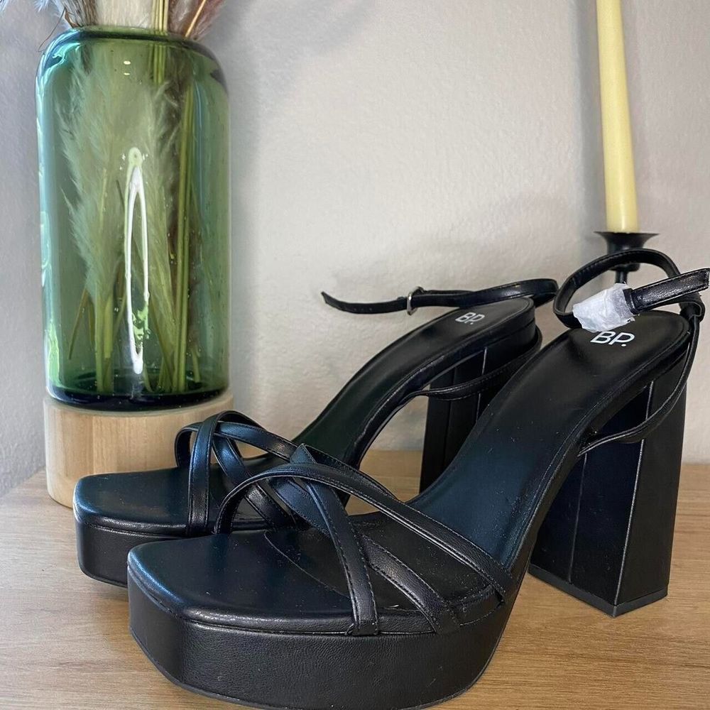 BP. Be Proud Gender Inclusive Platform Heel